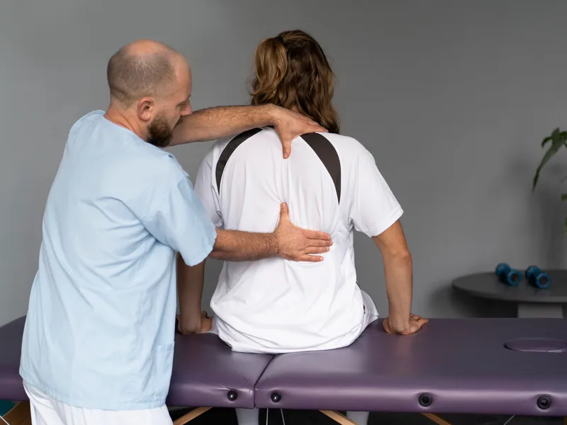 Knee Decompression at Melbourne Chiropractic Spine & Injury Center in Palm Bay