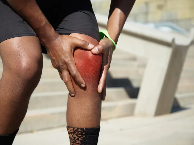 Melbourne Chiropractic Spine & Injury Center treating knee pain in Palm Bay